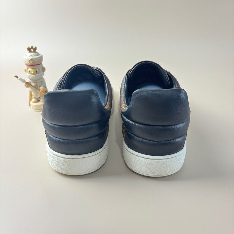 Louis Vuitton Louis Vuitton Frontrow Stylish Low-Top Sneakers 0079 Size US 9.5 / EU 42-43 - 3 Thumbnail