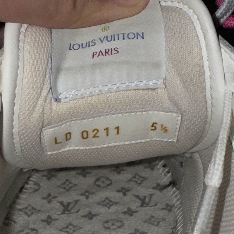 Louis Vuitton Louis Vuitton Ollie Colorful Low Top Fashion Sneakers 0079 Size US 8.5 / EU 41-42 - 5 Thumbnail