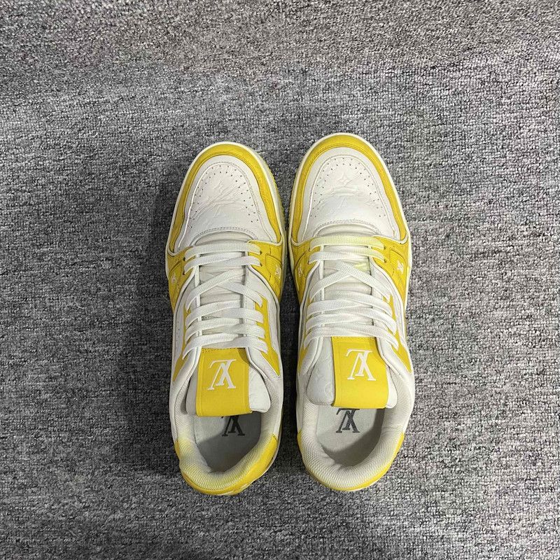 Louis Vuitton Louis Vuitton Trainer Low Top Sneakers in White Yellow 0079 Size US 8 / EU 41 - 14 Thumbnail