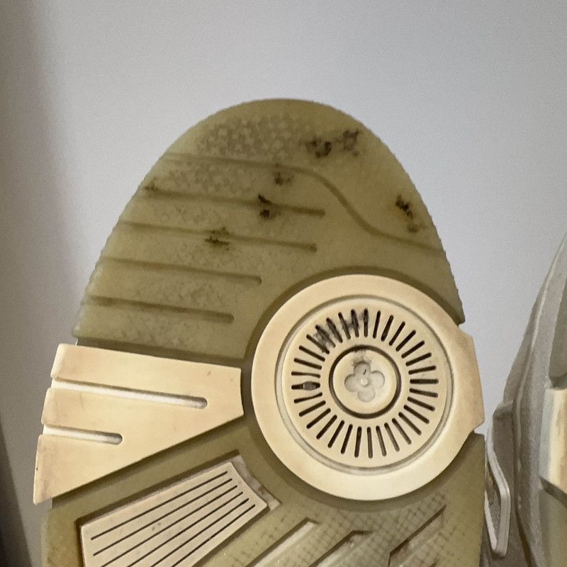 Louis Vuitton Louis Vuitton Classic Logo Trainer Fashion Sneakers 0079 Size US 8.5 / EU 41-42 - 7 Thumbnail