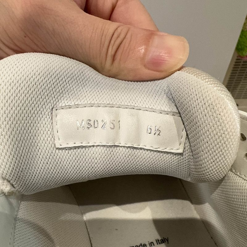Louis Vuitton Louis Vuitton Classic Logo Trainer Fashion Sneakers 0079 Size US 8.5 / EU 41-42 - 5 Thumbnail