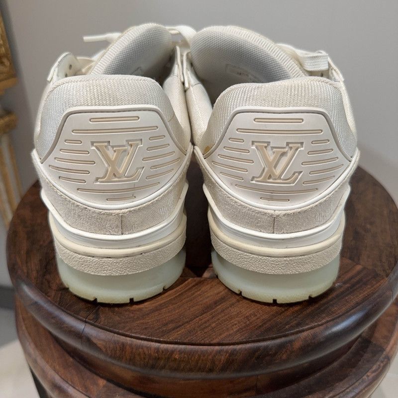 Louis Vuitton Louis Vuitton Classic Logo Trainer Fashion Sneakers 0079 Size US 8.5 / EU 41-42 - 3 Thumbnail