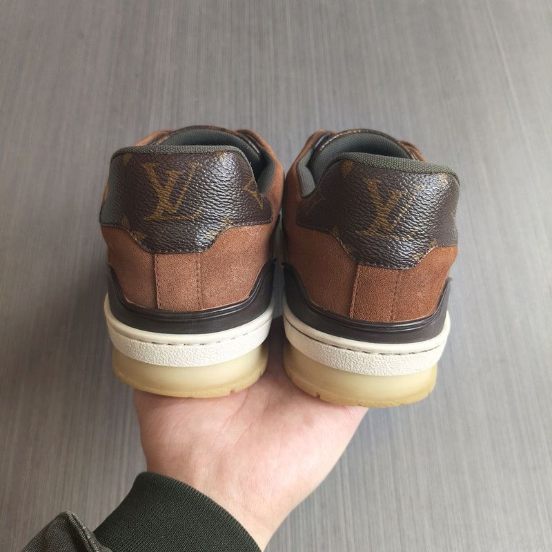 Louis Vuitton Louis Vuitton Brown Low-Top Trainer Sneakers 0079 Size US 7 / EU 40 - 3 Thumbnail