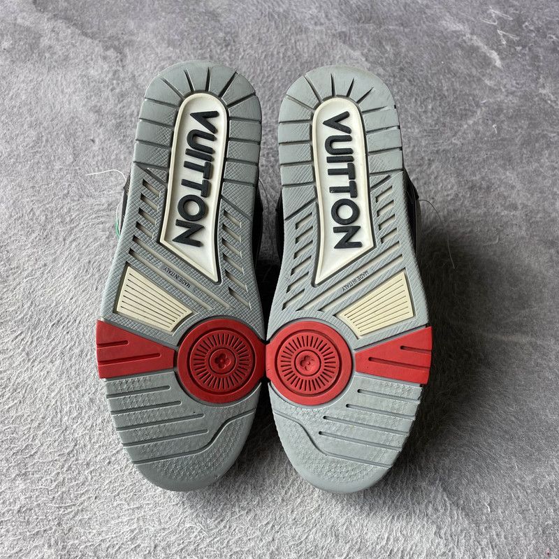 Louis Vuitton Louis Vuitton Sporty Low-Top Trainer Sneakers 0079 Size US 6.5 / EU 39-40 - 4 Thumbnail