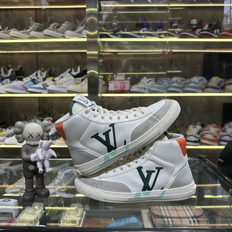 Louis Vuitton Louis Vuitton Charlie High Top Fashion Sneakers 0079 Size US 8 / EU 41 - 7 Thumbnail