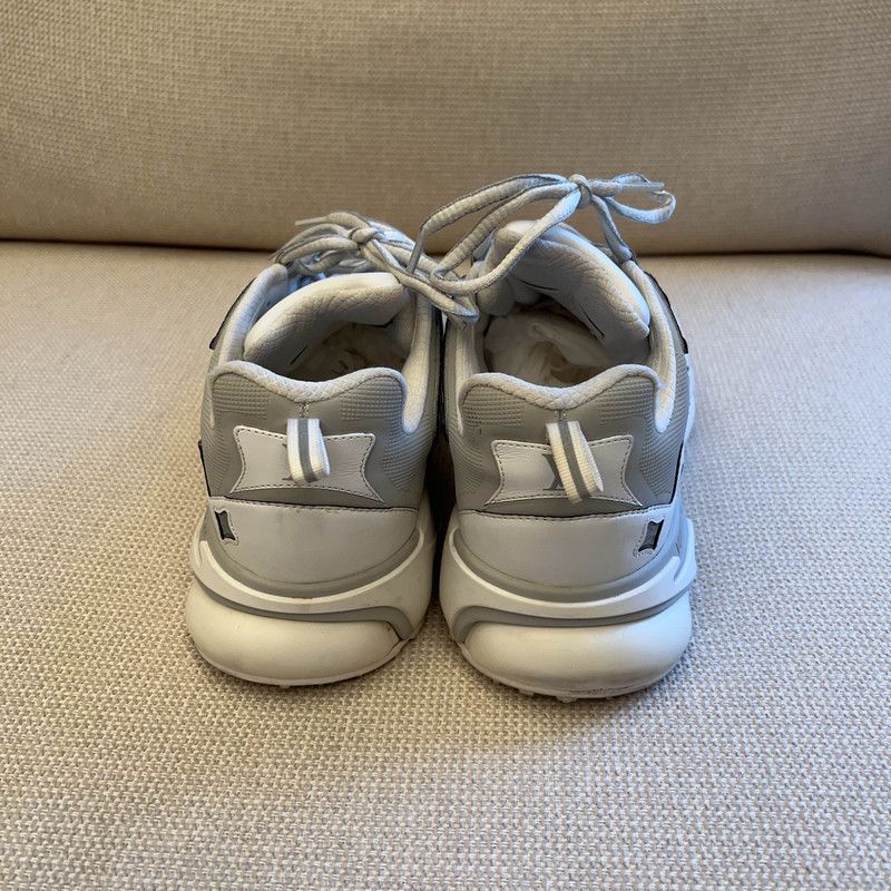 Louis Vuitton Louis Vuitton Runner Tatic Low-Top Casual Sneakers 0079 Size US 8.5 / EU 41-42 - 3 Thumbnail