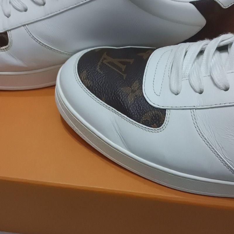 Louis Vuitton Louis Vuitton Rivoli Low-Top Sneakers for Men 0079 Size US 9.5 / EU 42-43 - 8 Thumbnail