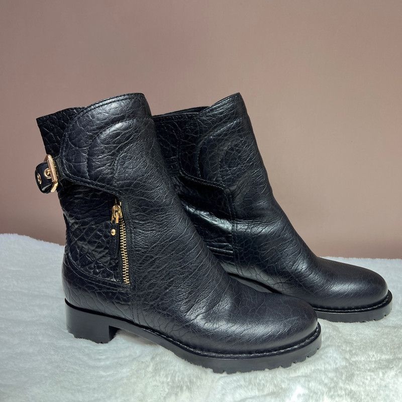 Louis Vuitton Louis Vuitton Black Leather Ankle Boots 0079 Size US 5 / EU 37 - 3 Thumbnail