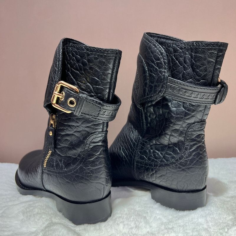 Louis Vuitton Louis Vuitton Black Leather Ankle Boots 0079 Size US 5 / EU 37 - 4 Thumbnail