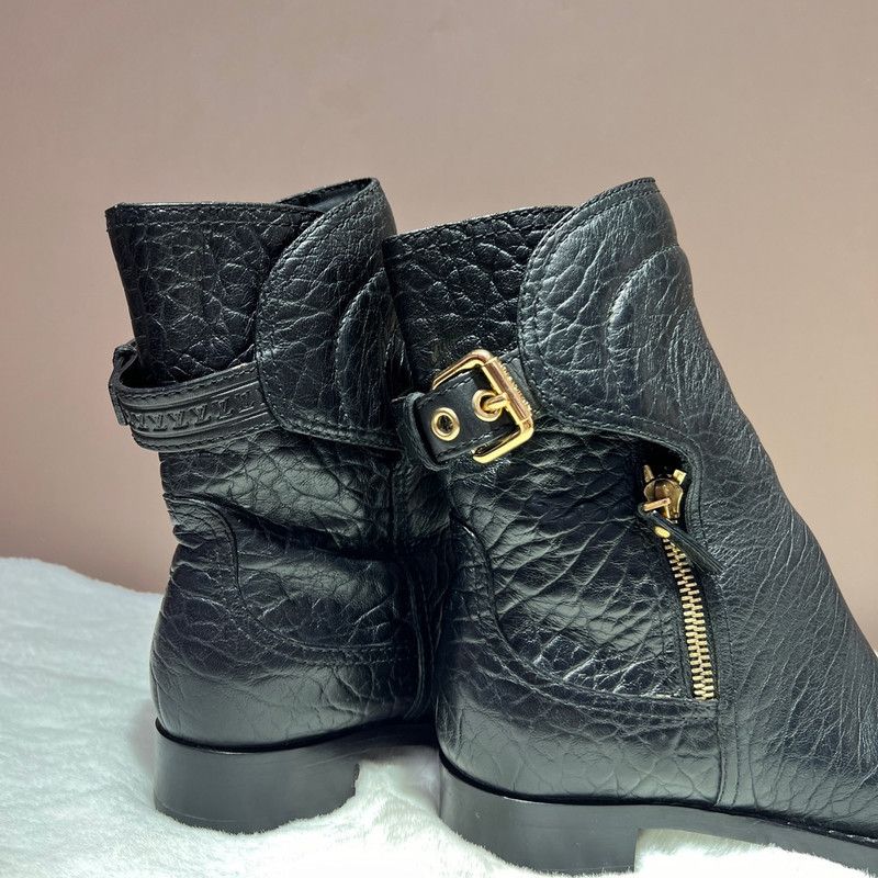 Louis Vuitton Louis Vuitton Black Leather Ankle Boots 0079 Size US 5 / EU 37 - 5 Thumbnail