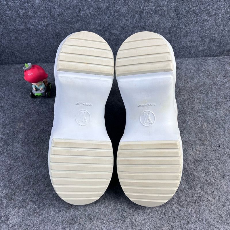 Louis Vuitton Louis Vuitton Thick-Soled High-Top Sneakers 0079 Size US 5.5 / EU 38 - 6 Thumbnail