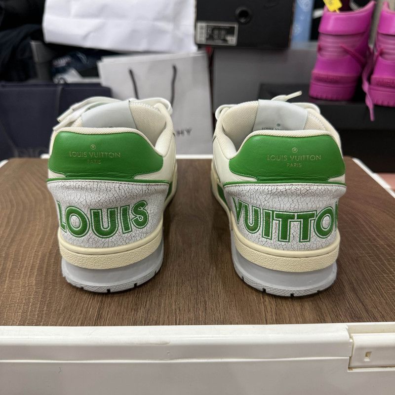 Louis Vuitton Louis Vuitton Trainer Sneakers in White and Green 0079 Size US 8 / EU 41 - 3 Thumbnail