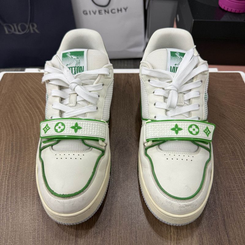 Louis Vuitton Louis Vuitton Trainer Sneakers in White and Green 0079 Size US 8 / EU 41 - 2 Thumbnail