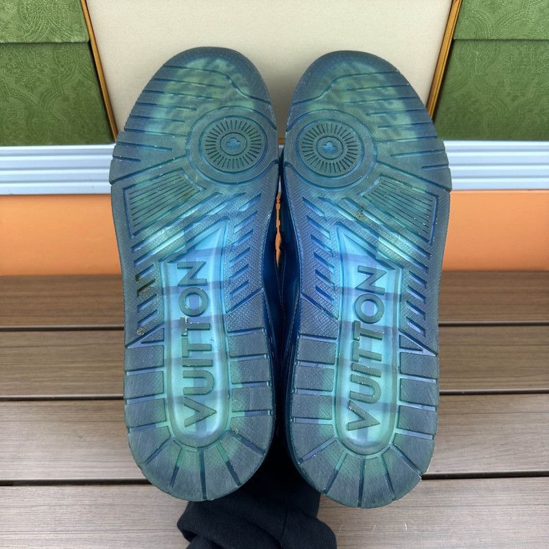 Louis Vuitton Louis Vuitton Blue Leather Low-Top Sneakers 0079 Size US 9.5 / EU 42-43 - 4 Thumbnail