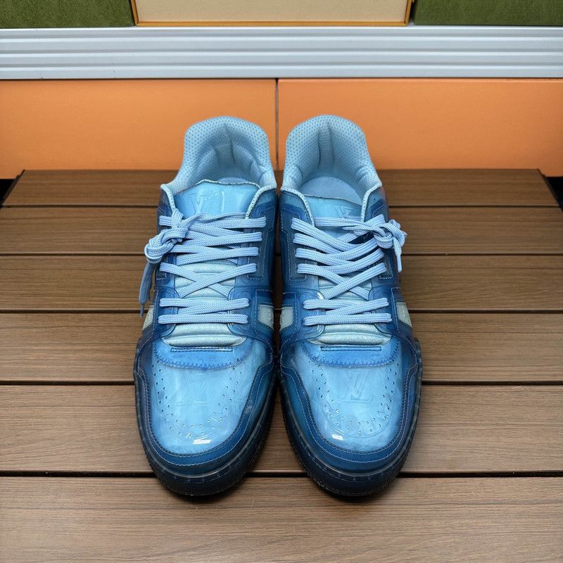 Louis Vuitton Louis Vuitton Blue Leather Low-Top Sneakers 0079 Size US 9.5 / EU 42-43 - 2 Thumbnail