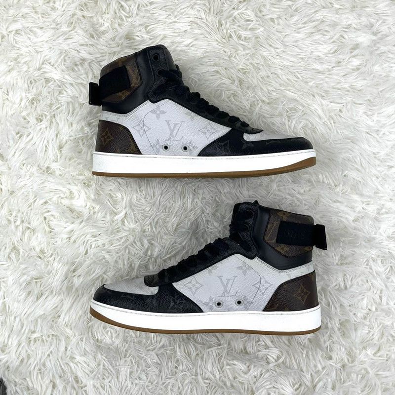 Louis Vuitton Louis Vuitton Rivoli High-Top Fashion Sneakers 0079 Size US 8.5 / EU 41-42 - 8 Thumbnail