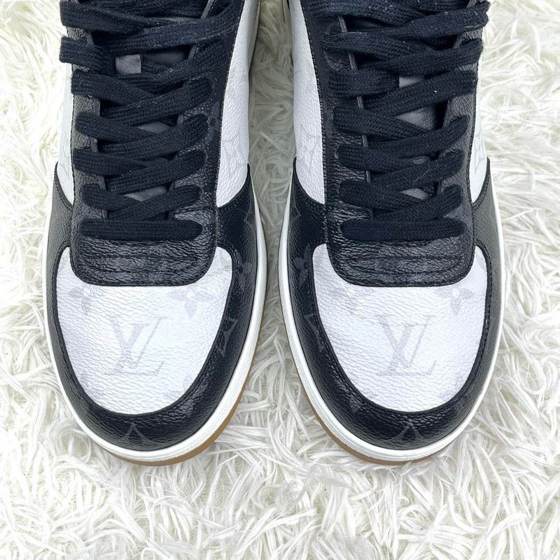Louis Vuitton Louis Vuitton Rivoli High-Top Fashion Sneakers 0079 Size US 8.5 / EU 41-42 - 9 Thumbnail