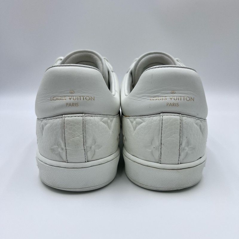 Louis Vuitton Louis Vuitton Luxurious White Monogram Sneakers 0079 Size US 8 / EU 41 - 3 Thumbnail