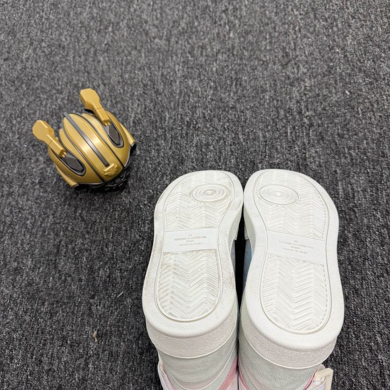 Louis Vuitton Louis Vuitton Rivoli High-Top Sports Sneakers 0079 Size US 8.5 / EU 41-42 - 4 Thumbnail