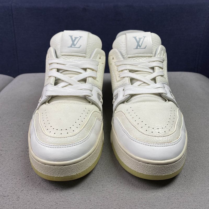 Louis Vuitton Louis Vuitton Trainer White Low-Top Fashion Sneakers 0079 Size US 8.5 / EU 41-42 - 2 Thumbnail
