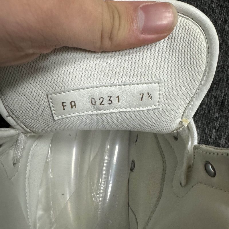 Louis Vuitton Louis Vuitton Rivoli High-Top Fashion Sneakers 0079 Size US 8 / EU 41 - 5 Thumbnail