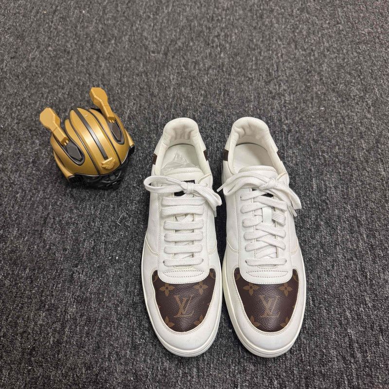Louis Vuitton Louis Vuitton Rivoli Sporty Low-Top Sneakers 0079 Size US 9.5 / EU 42-43 - 2 Thumbnail