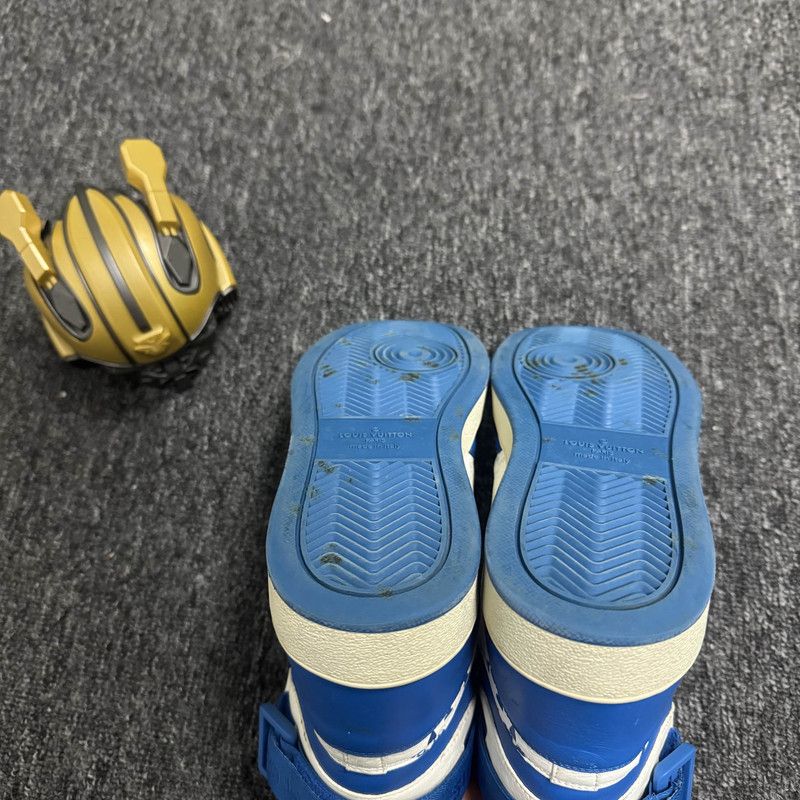 Louis Vuitton Louis Vuitton Rivoli Blue and White Sneakers 0079 Size US 7.5 / EU 40-41 - 4 Thumbnail