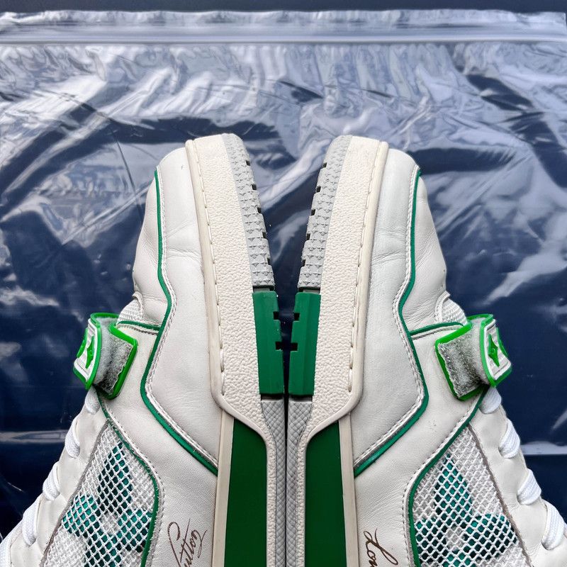 Louis Vuitton Louis Vuitton Retro Classic Trainer Sneakers 0079 Size US 9.5 / EU 42-43 - 12 Thumbnail