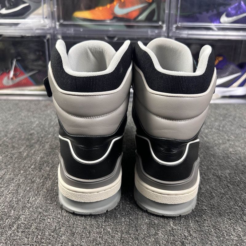 Louis Vuitton Louis Vuitton Trainer High-Top Fashion Sneakers 0079 Size US 10.5 / EU 43-44 - 3 Thumbnail