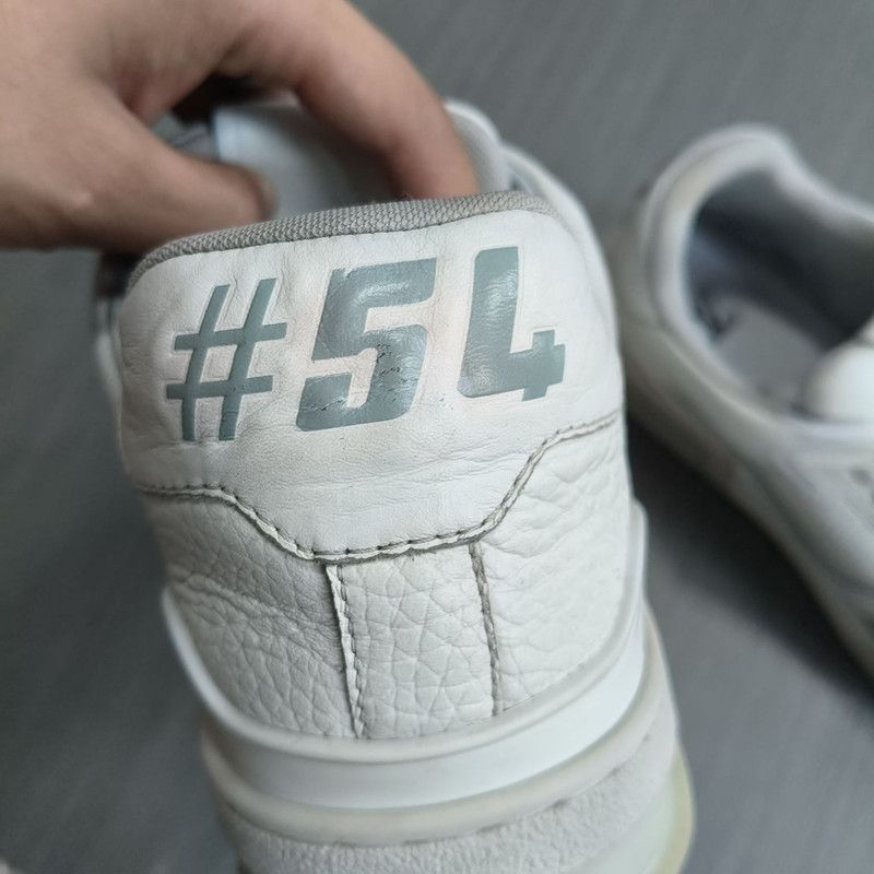 Louis Vuitton Louis Vuitton Trainer White Low Top Fashion Sneakers 0079 Size US 9.5 / EU 42-43 - 6 Thumbnail