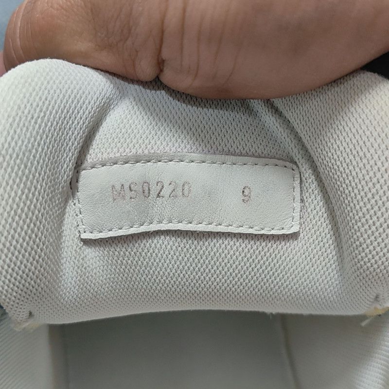 Louis Vuitton Louis Vuitton Trainer Sneakers in Blue 0079 Size US 9.5 / EU 42-43 - 5 Thumbnail