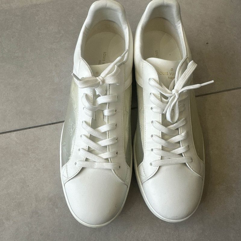 Louis Vuitton Louis Vuitton White Casual Low-Top Sneakers for Men 0079 Size US 10.5 / EU 43-44 - 2 Thumbnail