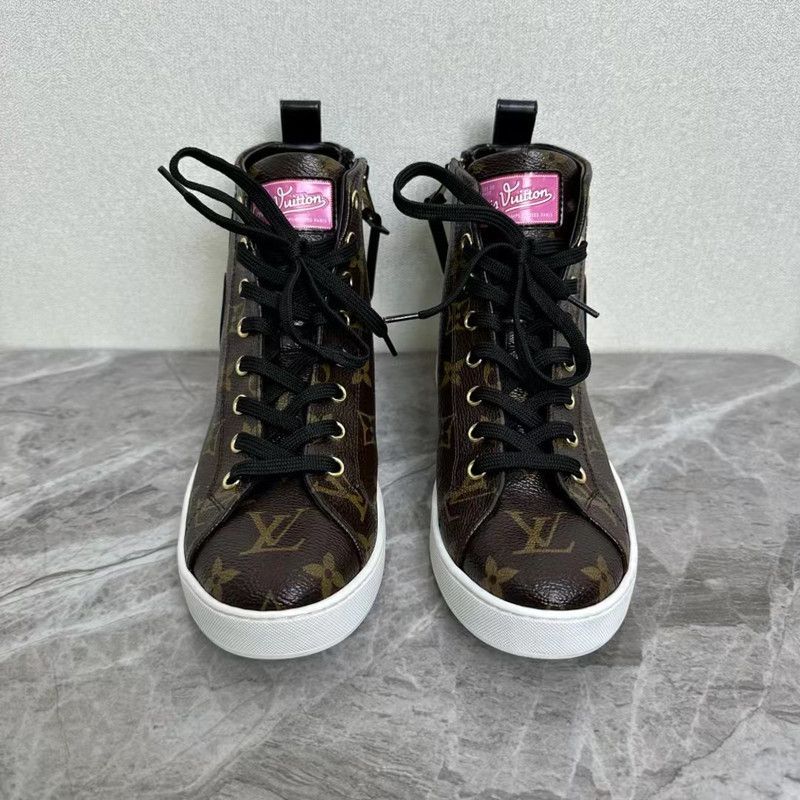 Louis Vuitton Louis Vuitton Stylish Brown Leather Sneakers 0079 Size US 5.5 / EU 38 - 2 Thumbnail