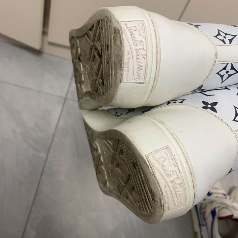 Louis Vuitton Louis Vuitton Tattoo High-Top Fashion Sneakers 0079 Size US 7.5 / EU 40-41 - 9 Thumbnail