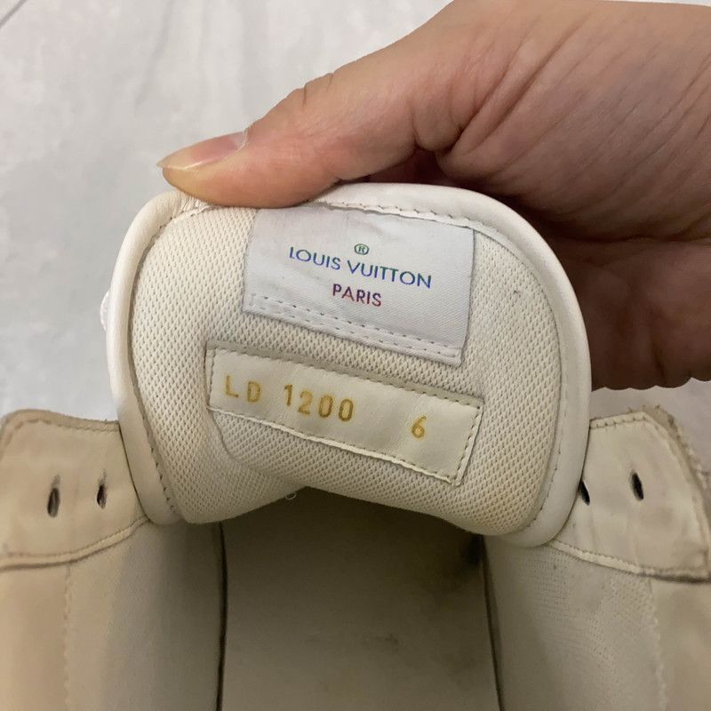 Louis Vuitton Louis Vuitton Tattoo High-Top Fashion Sneakers 0079 Size US 7.5 / EU 40-41 - 5 Thumbnail