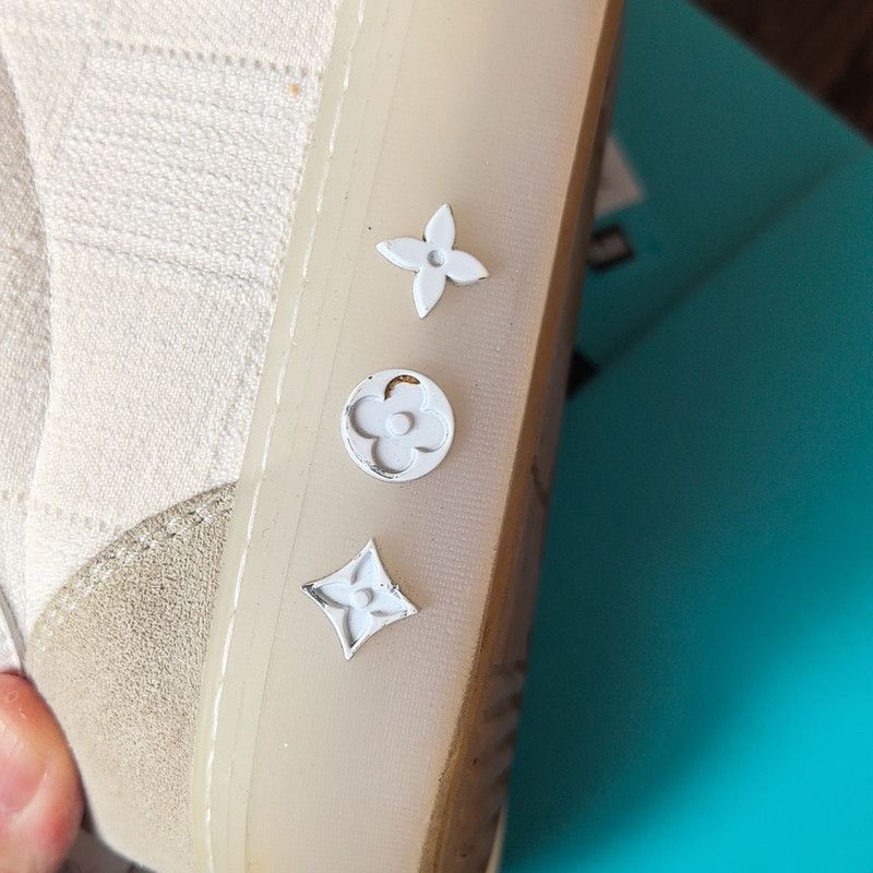 Louis Vuitton Louis Vuitton Ollie Low Top Fashion Sneakers 0079 Size US 6.5 / EU 39-40 - 13 Thumbnail