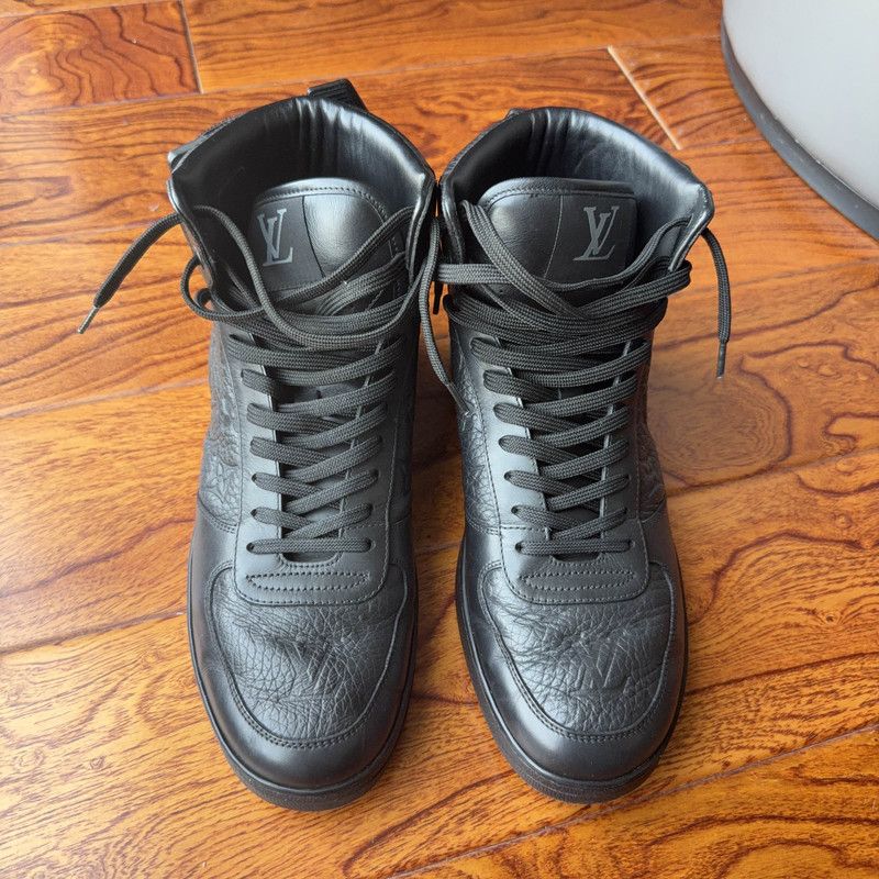 Louis Vuitton Louis Vuitton Rivoli High-Top Fashion Sneakers 0079 Size US 7.5 / EU 40-41 - 2 Thumbnail