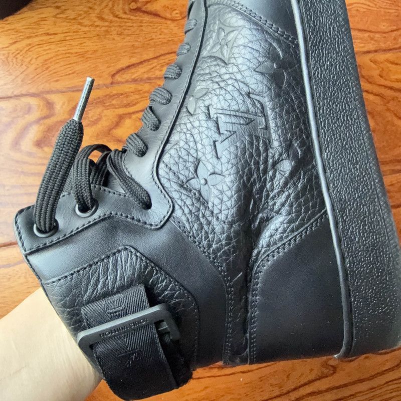 Louis Vuitton Louis Vuitton Rivoli High-Top Fashion Sneakers 0079 Size US 7.5 / EU 40-41 - 6 Thumbnail