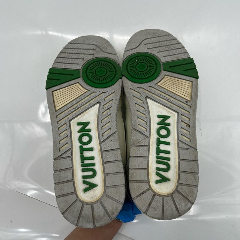 Louis Vuitton Louis Vuitton Green and White Trainer Sneakers 0079 Size US 9.5 / EU 42-43 - 4 Thumbnail