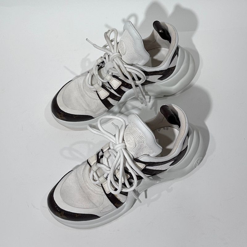 Louis Vuitton Louis Vuitton Low-Top Casual Sneakers in White and Brown 0079 Size US 5.5 / EU 38 - 3 Thumbnail