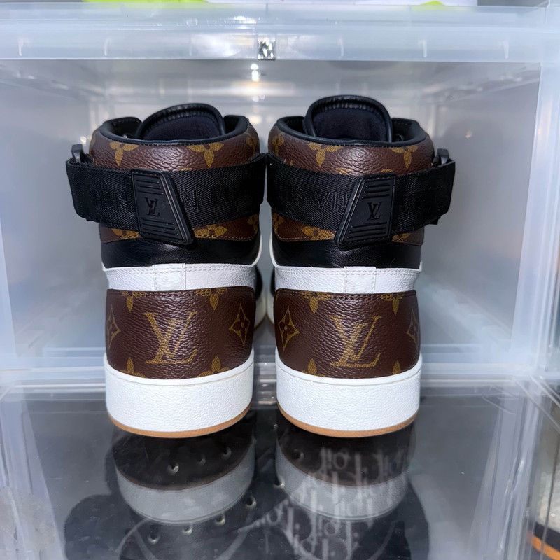 Louis Vuitton Louis Vuitton Rivoli High-Top Sneakers in Black and White 0079 Size US 8 / EU 41 - 3 Thumbnail