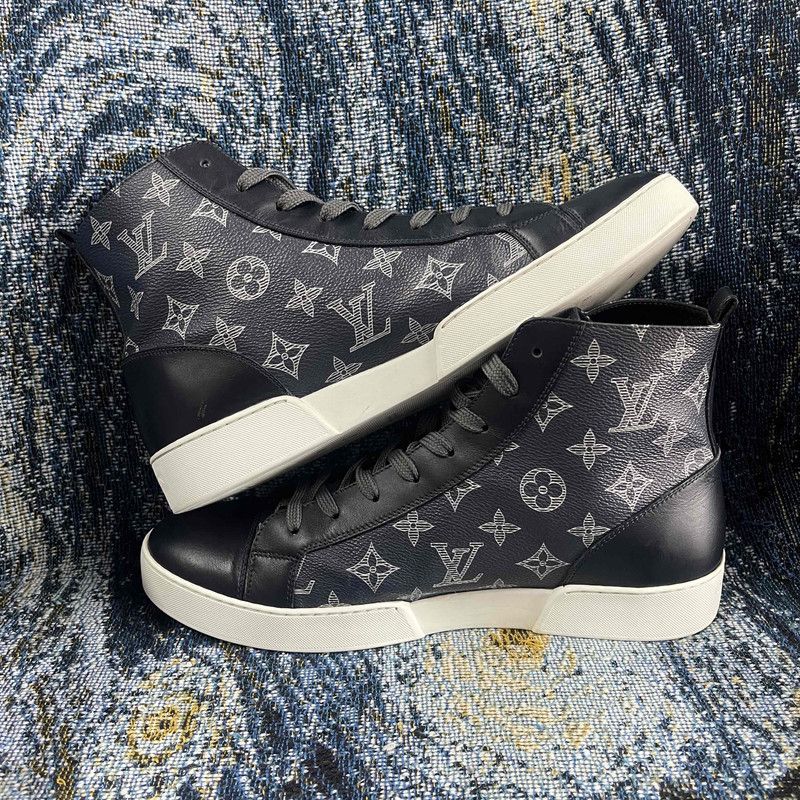 Louis Vuitton Blue High-Top Sneakers 0079