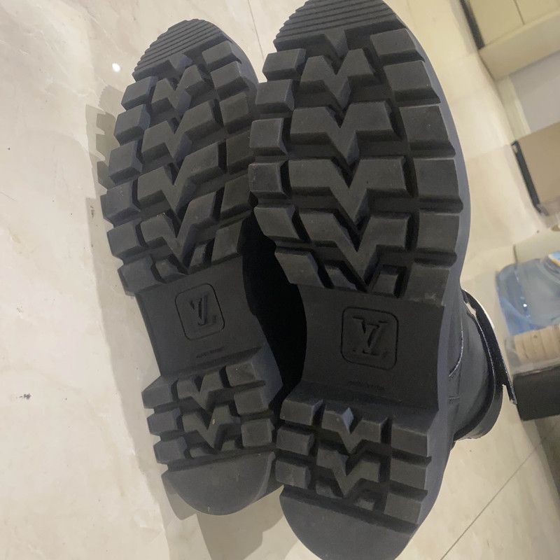 Louis Vuitton Louis Vuitton Territory Black Ankle Boots 0079 Size US 8.5 / EU 41-42 - 4 Thumbnail