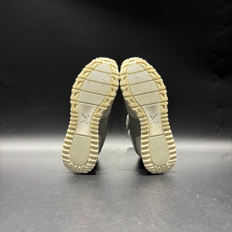 Louis Vuitton Louis Vuitton Monogram Logo Running Shoes 0079 Size US 8 / EU 41 - 4 Thumbnail