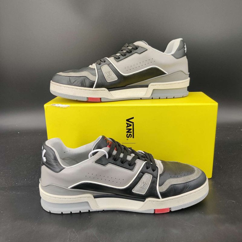 Louis Vuitton Louis Vuitton Low Top Fashion Sneakers 0079 Size US 7.5 / EU 40-41 - 8 Thumbnail