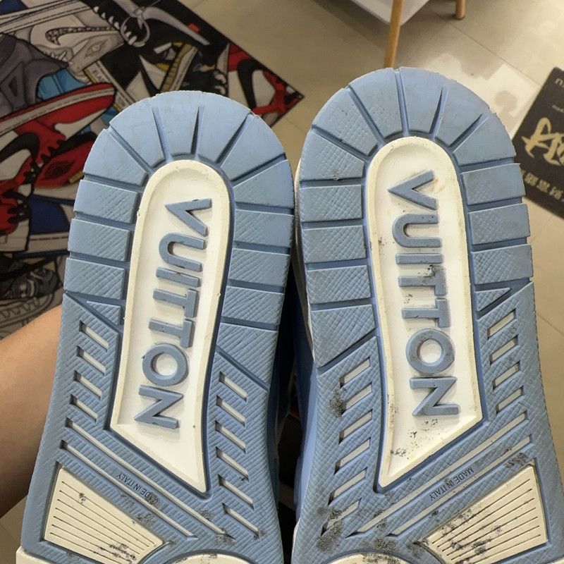Louis Vuitton Louis Vuitton Blue Leather Lace-Up Fashion Sneakers 0079 Size US 8 / EU 41 - 12 Thumbnail