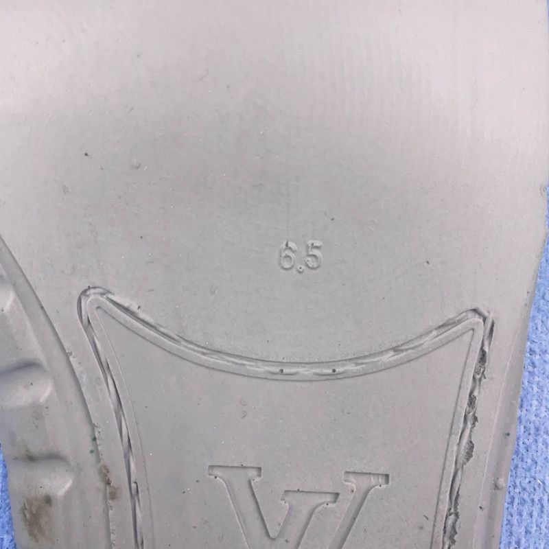 Louis Vuitton Louis Vuitton Rivoli High-Top Fashion Sneakers 0079 Size US 8 / EU 41 - 13 Thumbnail