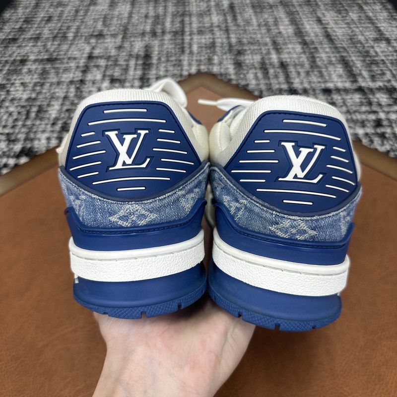 Louis Vuitton Louis Vuitton Blue and White Trainer Sneakers 0079 Size US 8 / EU 41 - 3 Thumbnail