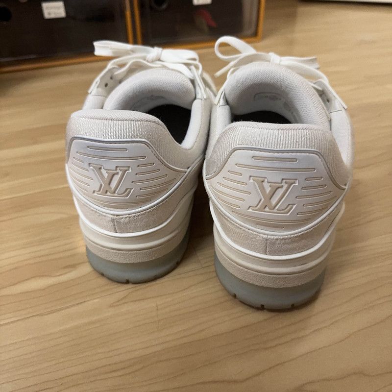 Louis Vuitton Louis Vuitton Classic Logo Trainer Sneakers for Men 0079 Size US 11 / EU 44 - 3 Thumbnail