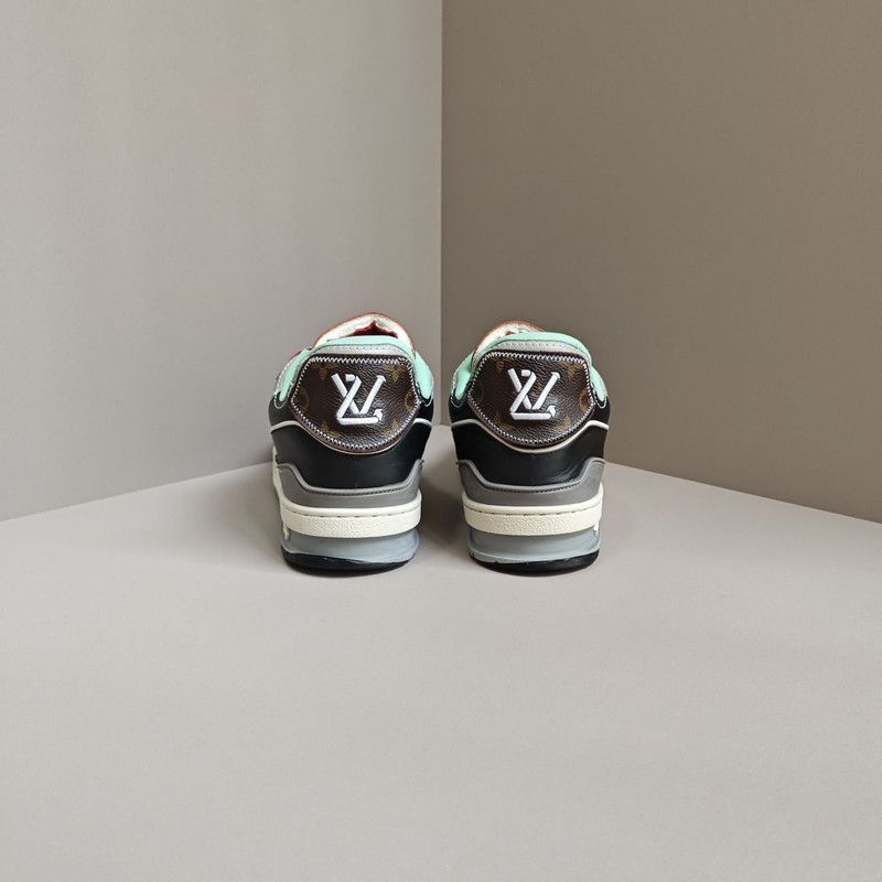 Louis Vuitton Louis Vuitton Trendy Low-Top Sneakers for Men 0079 Size US 8.5 / EU 41-42 - 3 Thumbnail